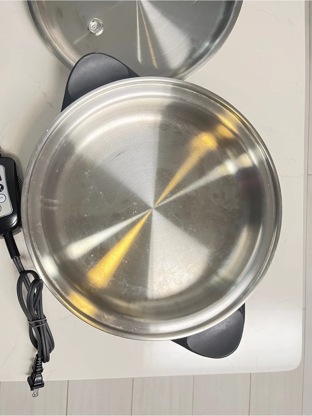 Saladmaster 12” Oil Core Electric Skillet, model SA012OCU,